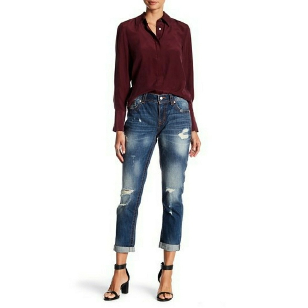 Miss Me Boyfriend distressed ankle jean 26